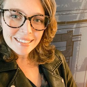 Meet your Posher, Devin